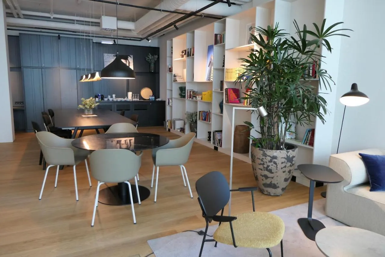 New Luxury Apartment Overlooking Viena