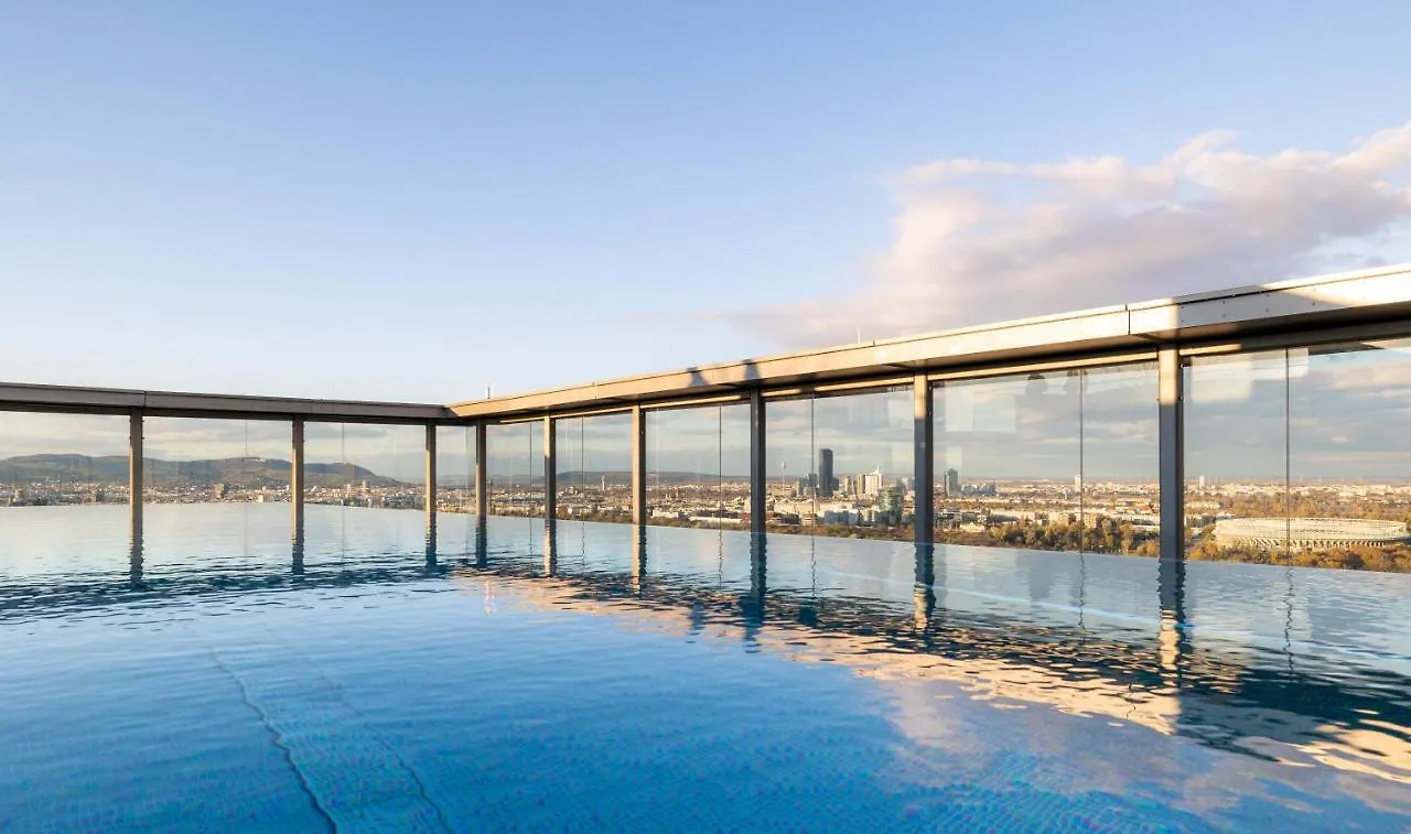 New Luxury Apartment Overlooking Viena Austria