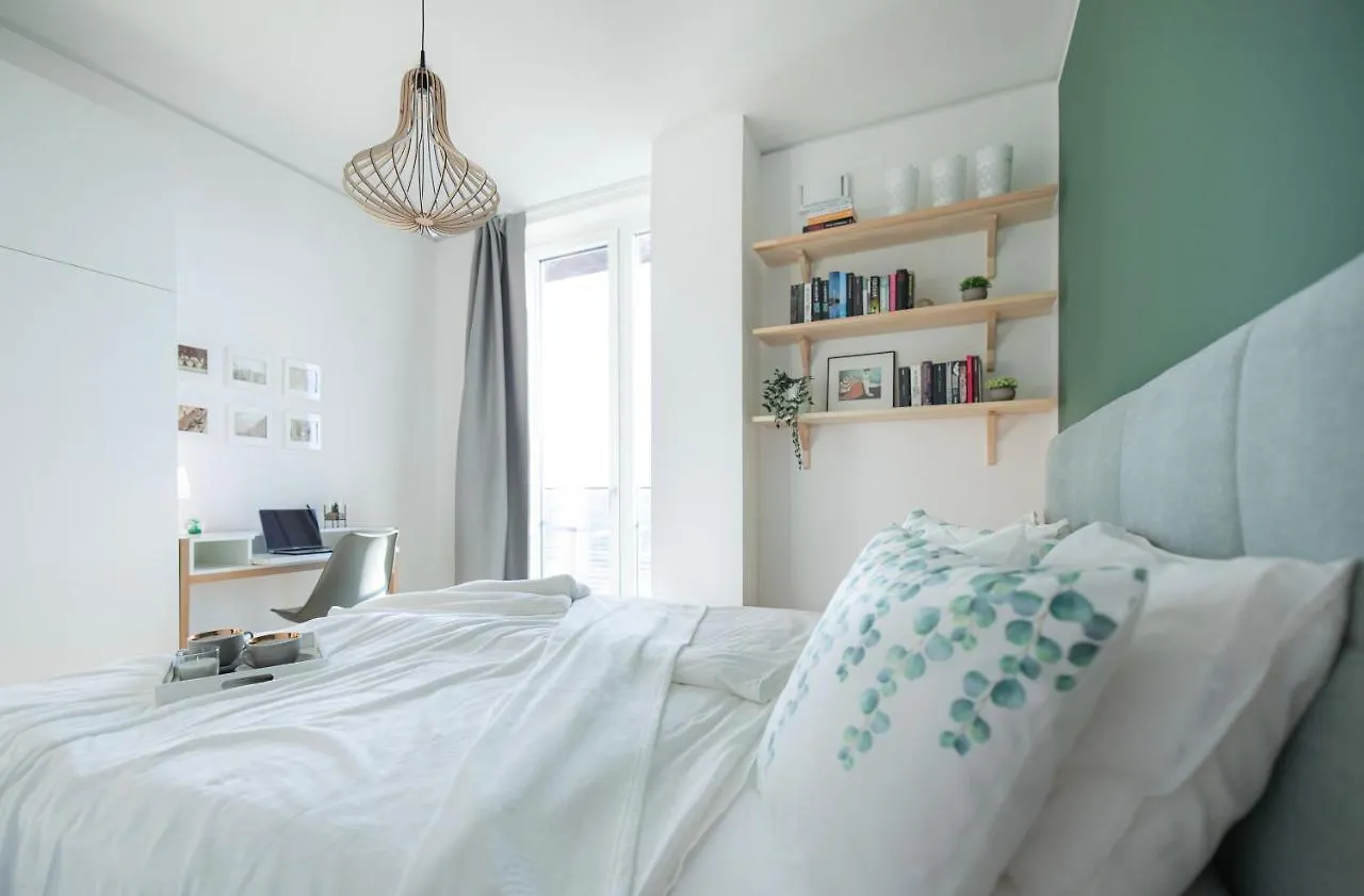 New Luxury Apartment Overlooking Viena Austria